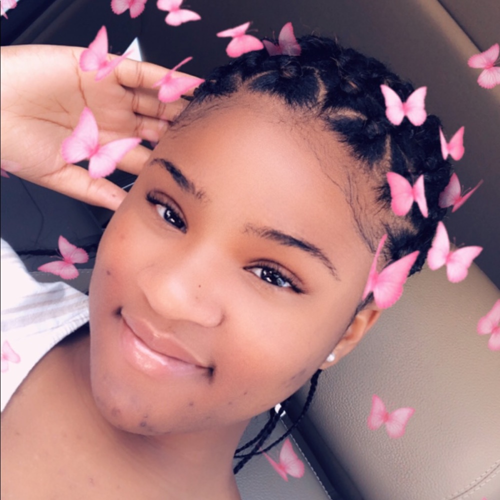 Meet your Posher, Daja